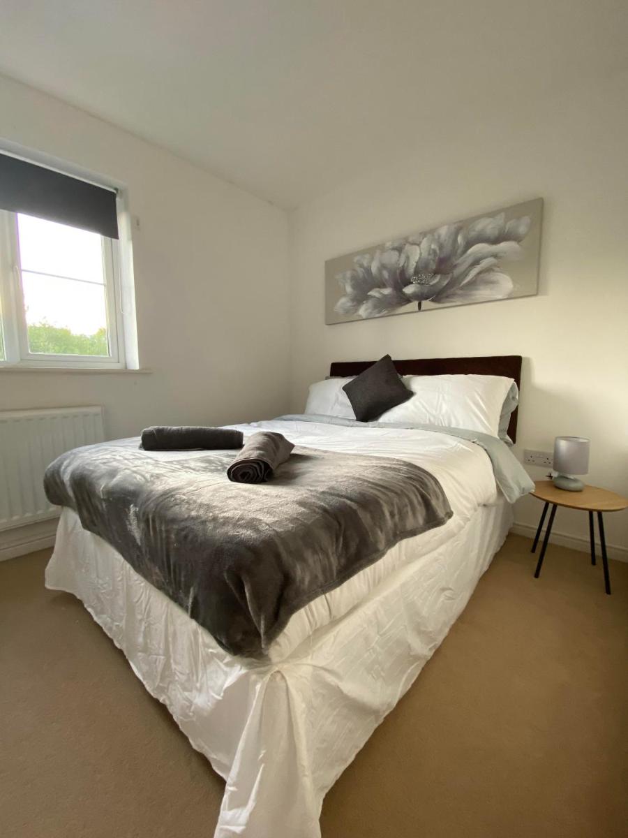 Kingfisher House - Housity