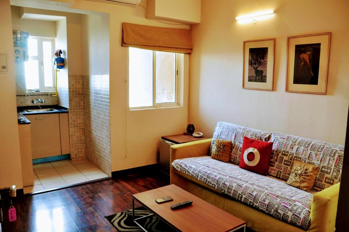 Studio Apartment with Green lawns - Housity