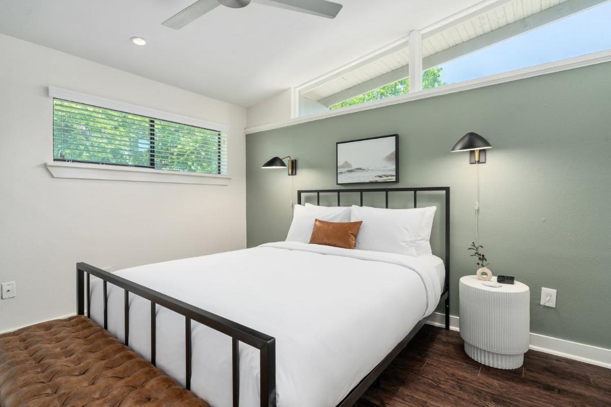 Abode Houston - Norfolk - Housity