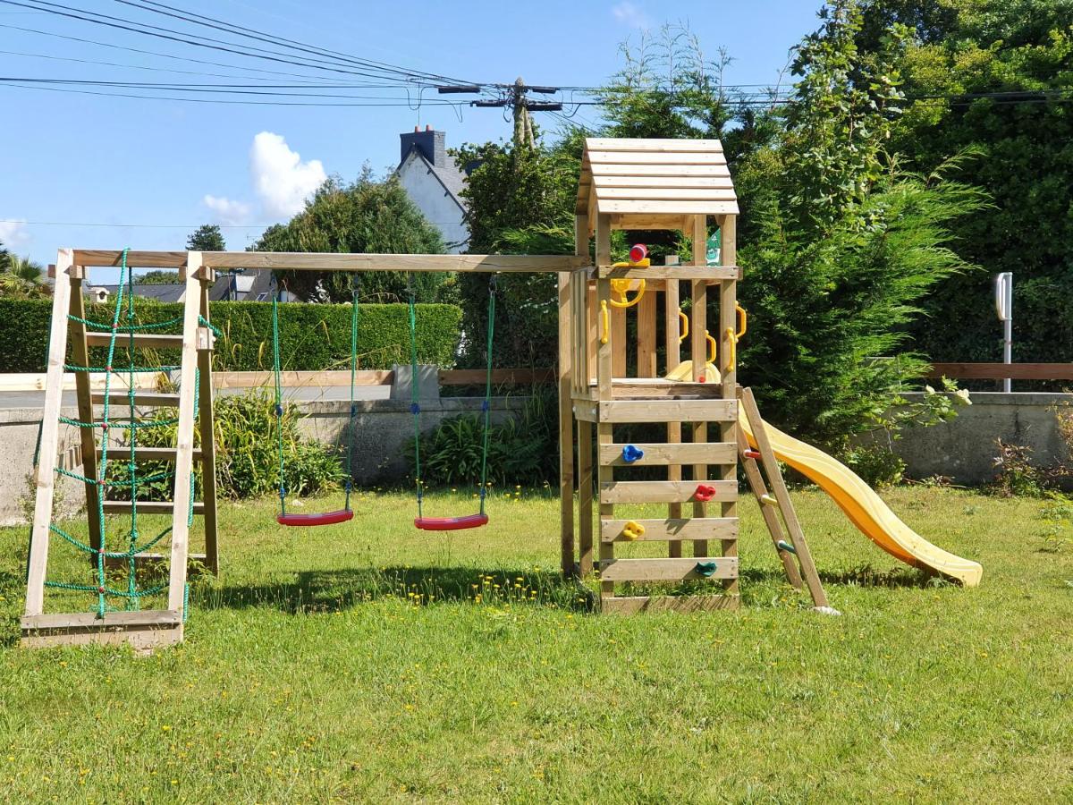 Family House With Garden Near The Sea - Housity