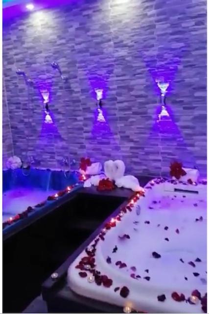 Hotel Reloj - Housity