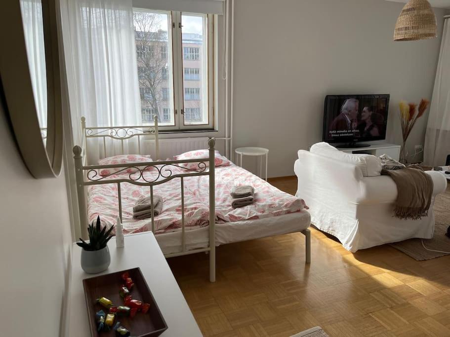 Keskusta kaksio Tuomiokirkon ja Yliopiston lähellä - Housity