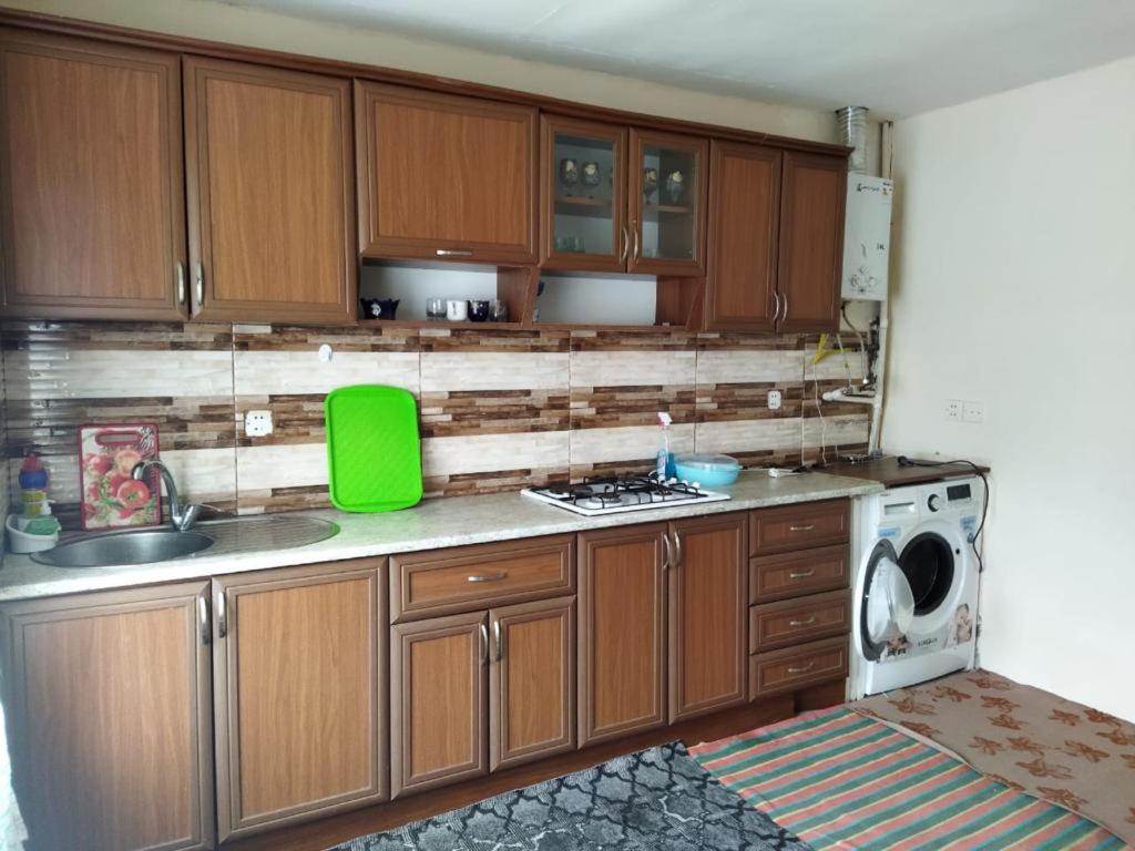Tuntul Guest House - Housity
