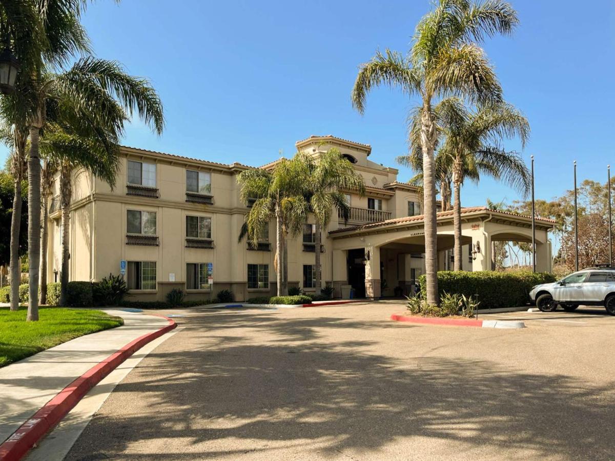 Studio 6 Carlsbad CA - Housity