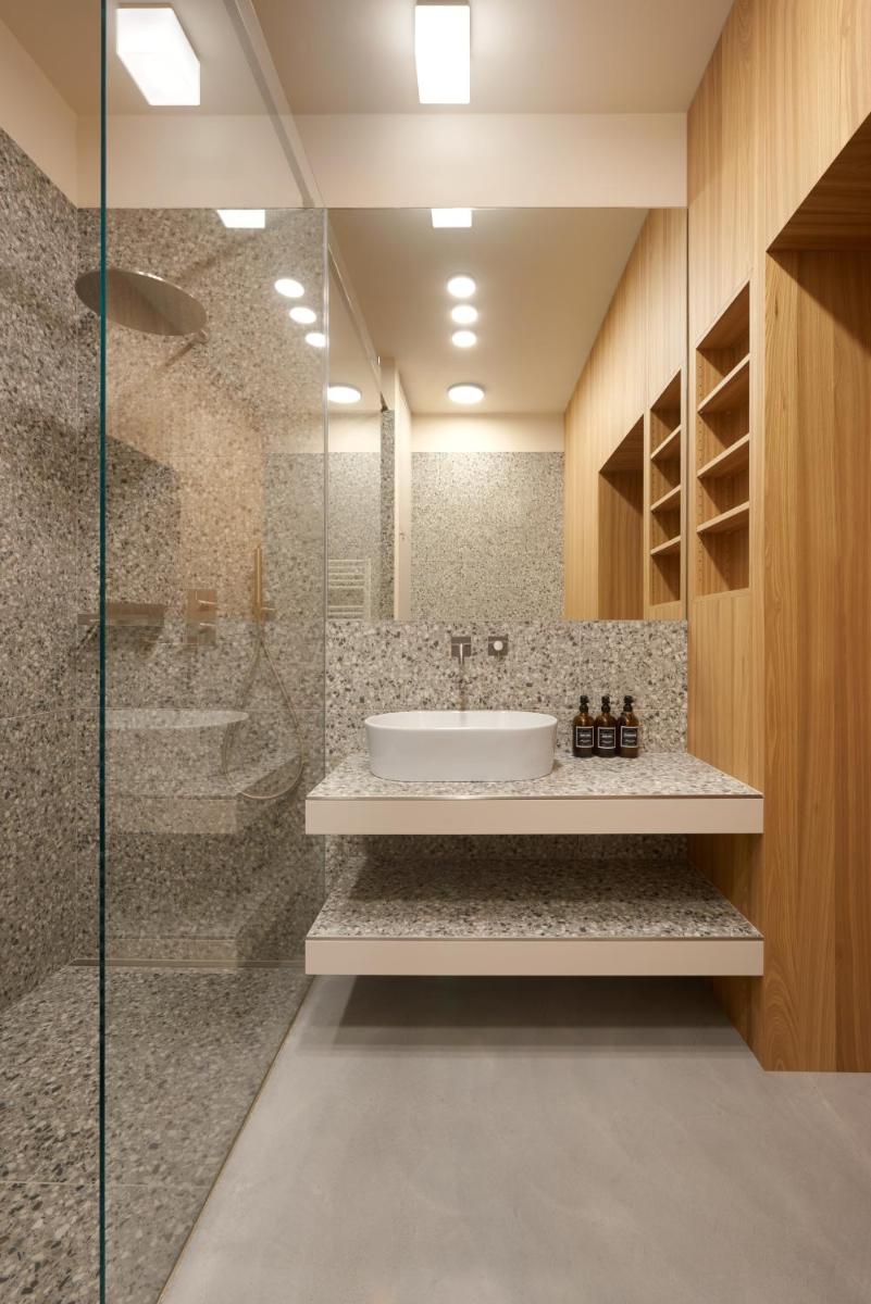 Goldengel Design-Suiten Frieda Maria im Herzen von Kaltern - Housity