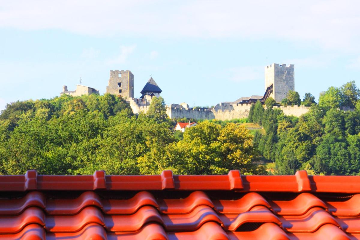 Small house in Celje - Housity