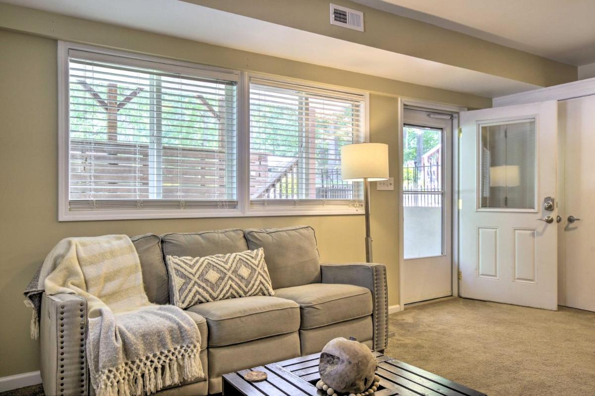 Cozy Pittsboro Escape - Hike, Dine, Explore! - Housity