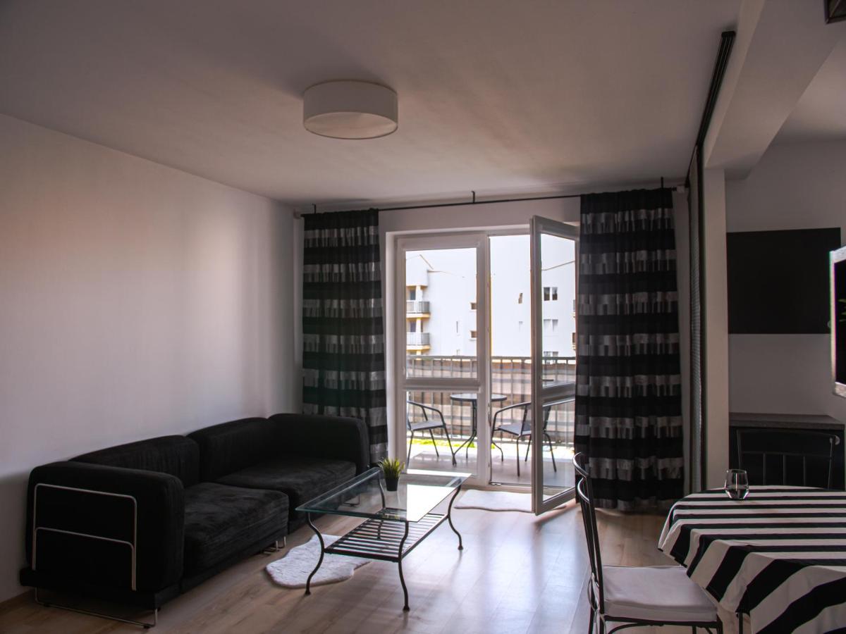 SDH 2 Radzymin comfortable apartment near Warsaw - Housity