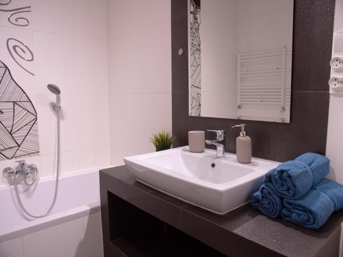SDH 2 Radzymin comfortable apartment near Warsaw - Housity
