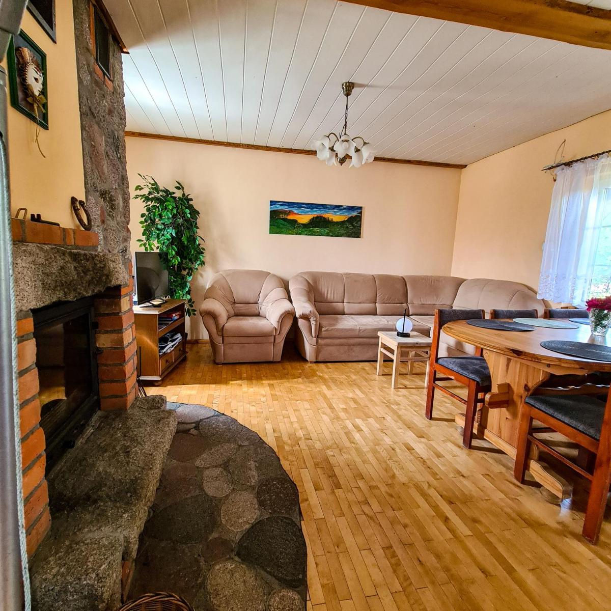 Domek Pod Mazurskim Lasem - Housity
