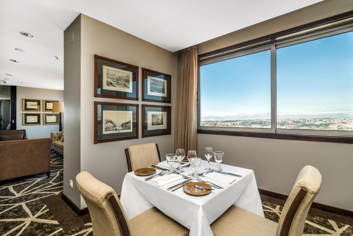 Imagem da galeria de Holiday Inn Porto Gaia by IHG em Vila Nova de Gaia
