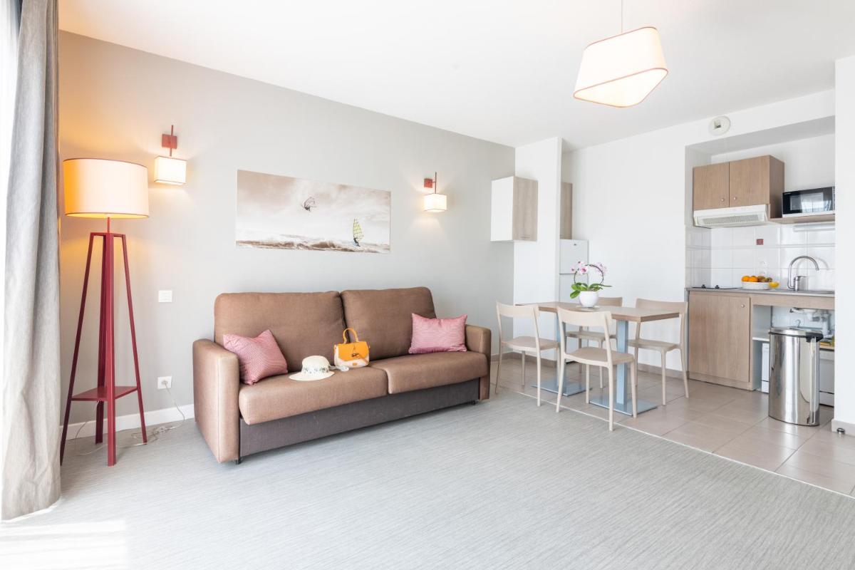 Comfort Aparthotel Cannes Mandelieu - Housity