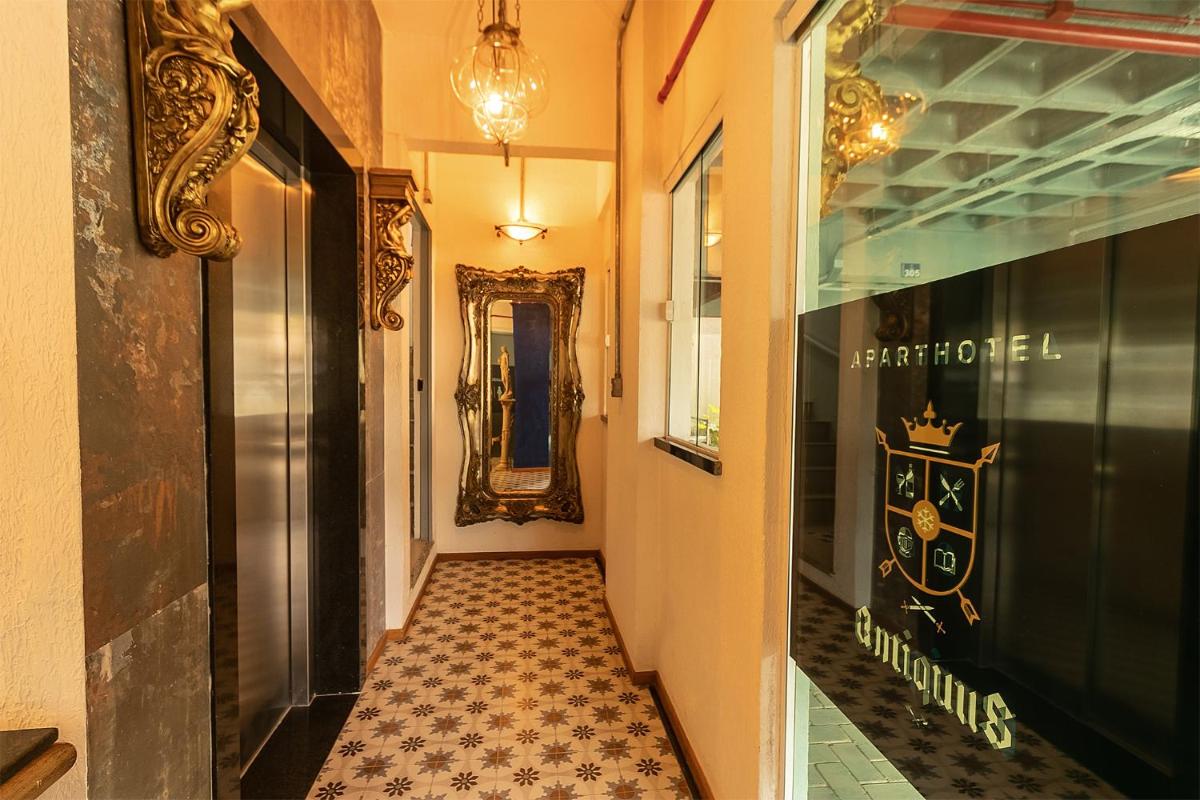 Antiquus ApartHotel - Housity
