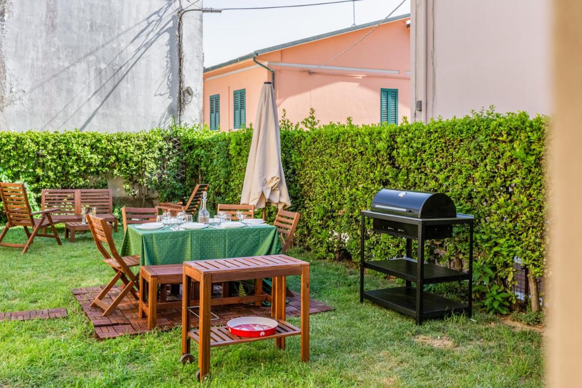 Val d'Arno House with Garden, Parking and Swimming Pool - Housity