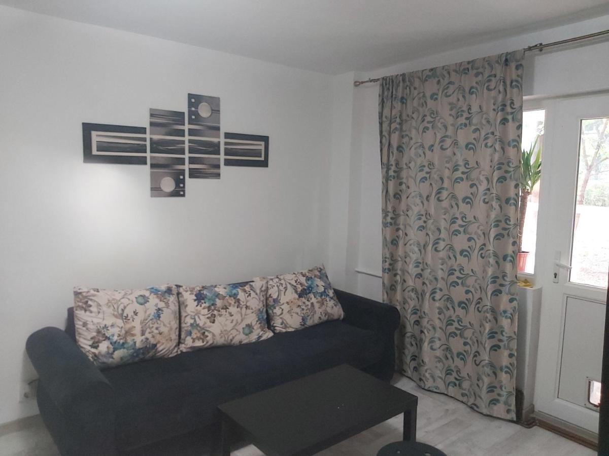 Apartment Ploiesti - Housity