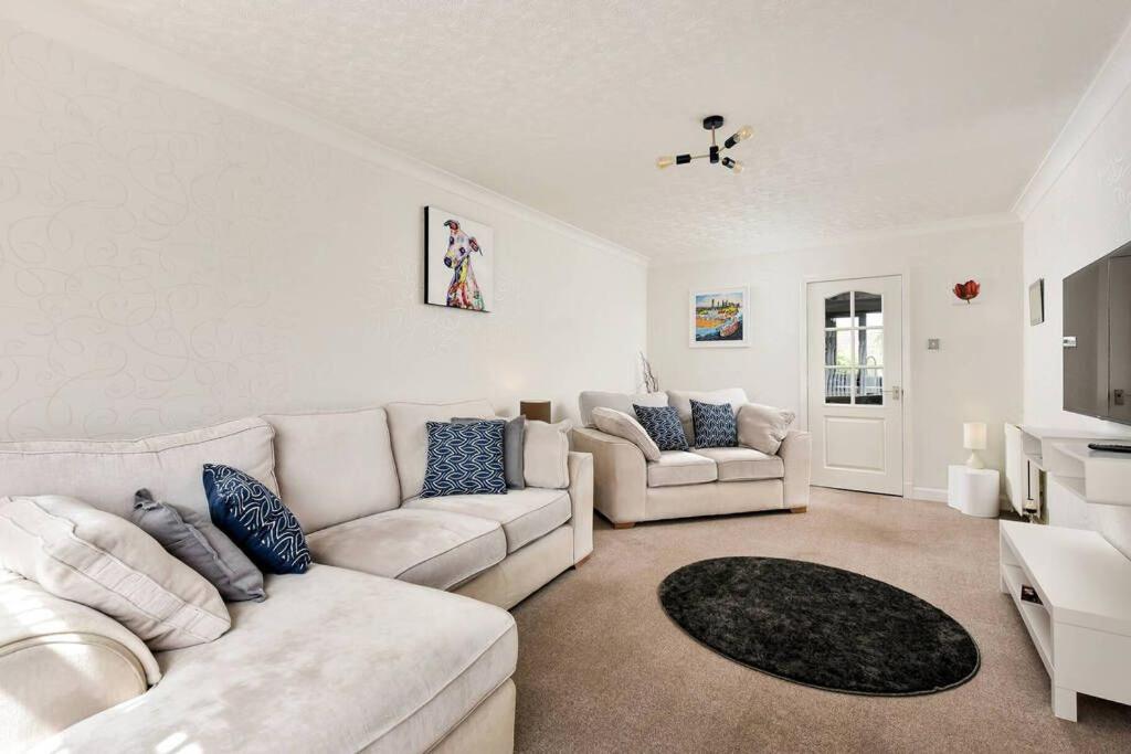 Windsor Gardens - Housity