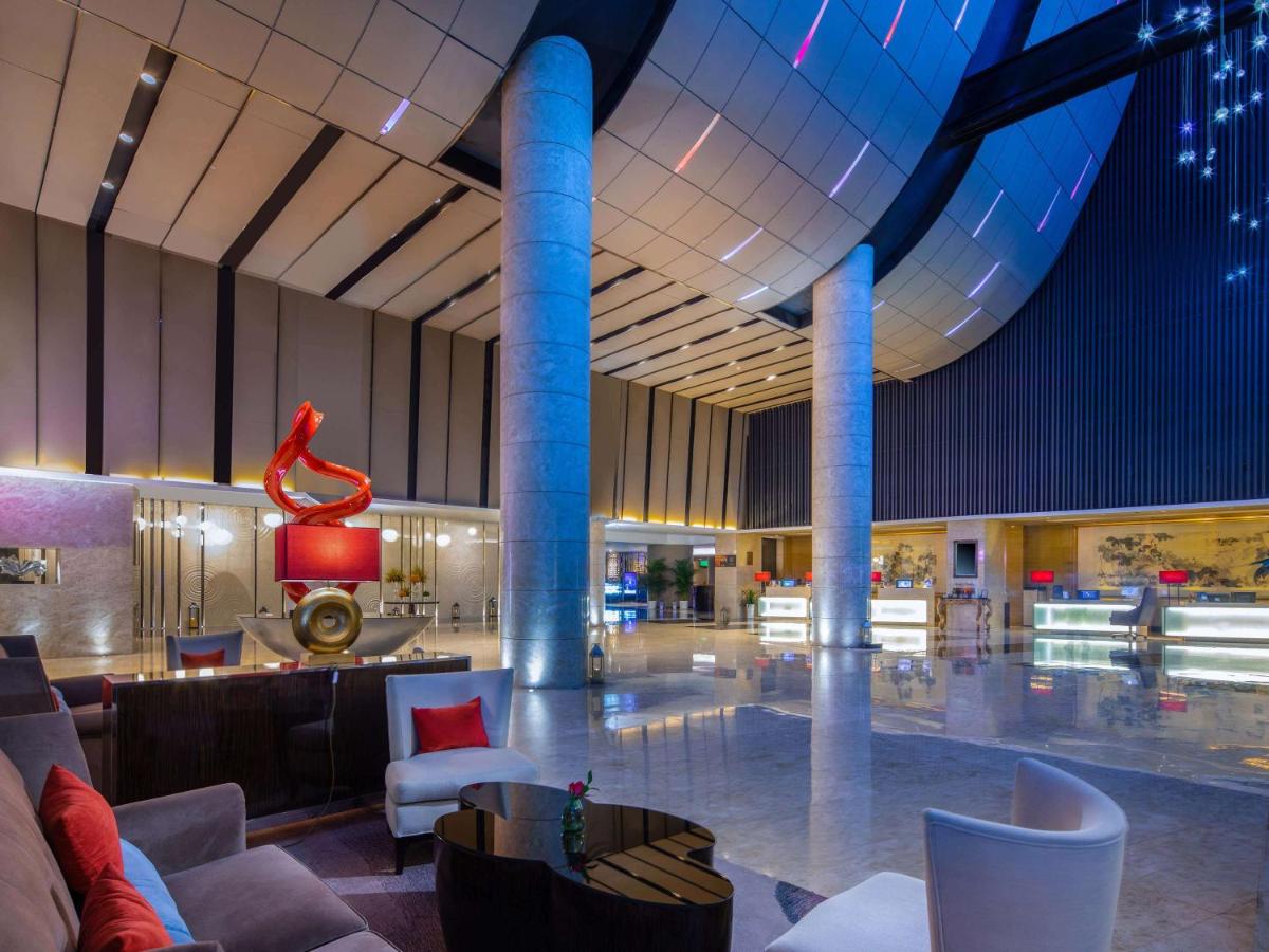 Enlux Hotel - Housity