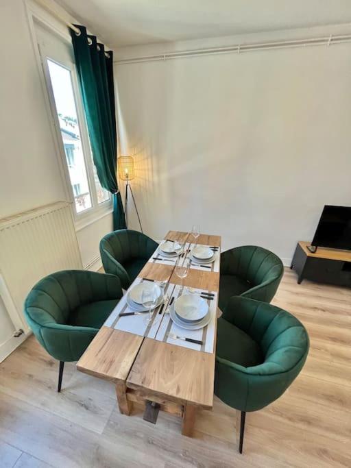 Superbe appartement à 50m de la plage. - Housity