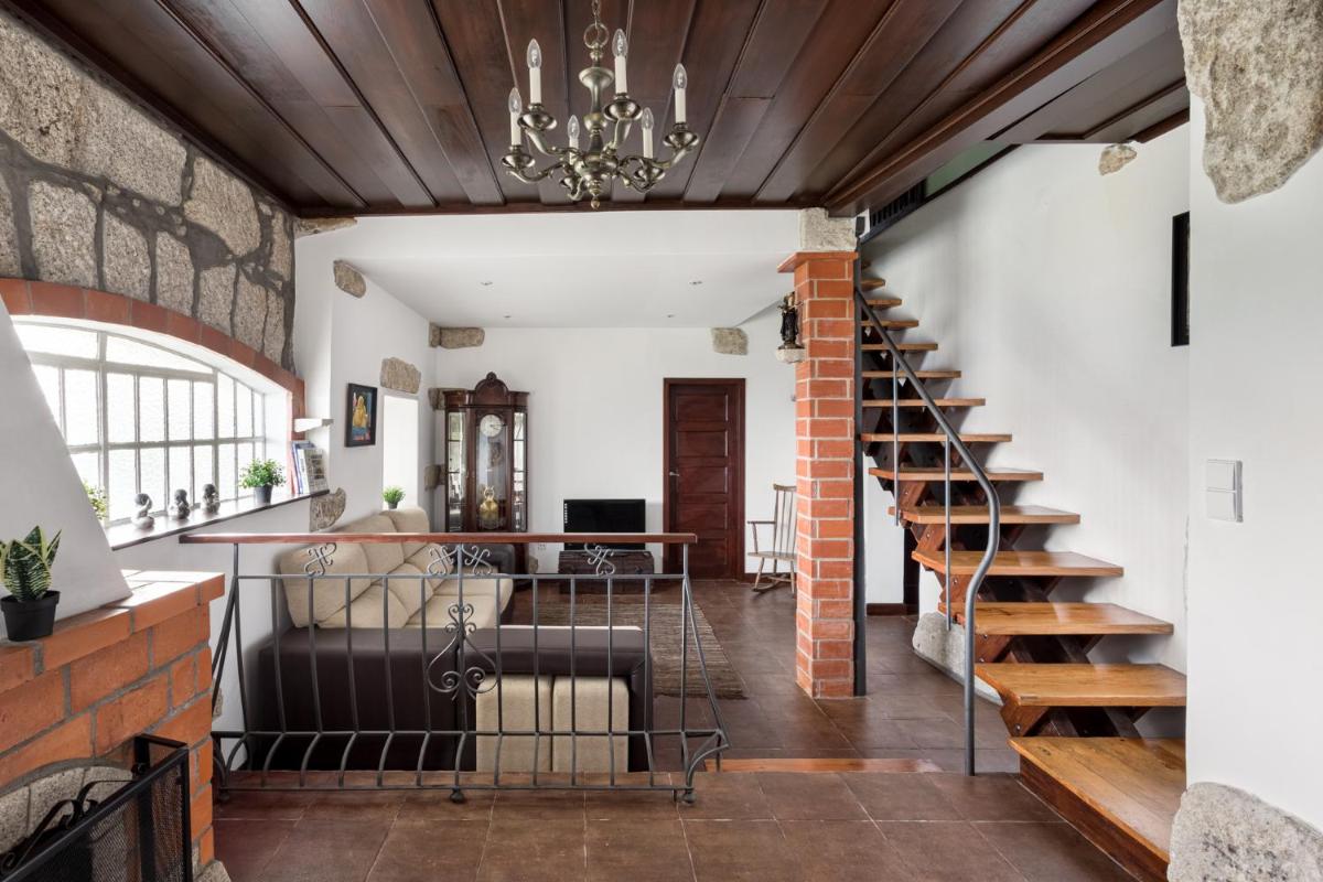 ALTIDO Magic House with Pool - Housity