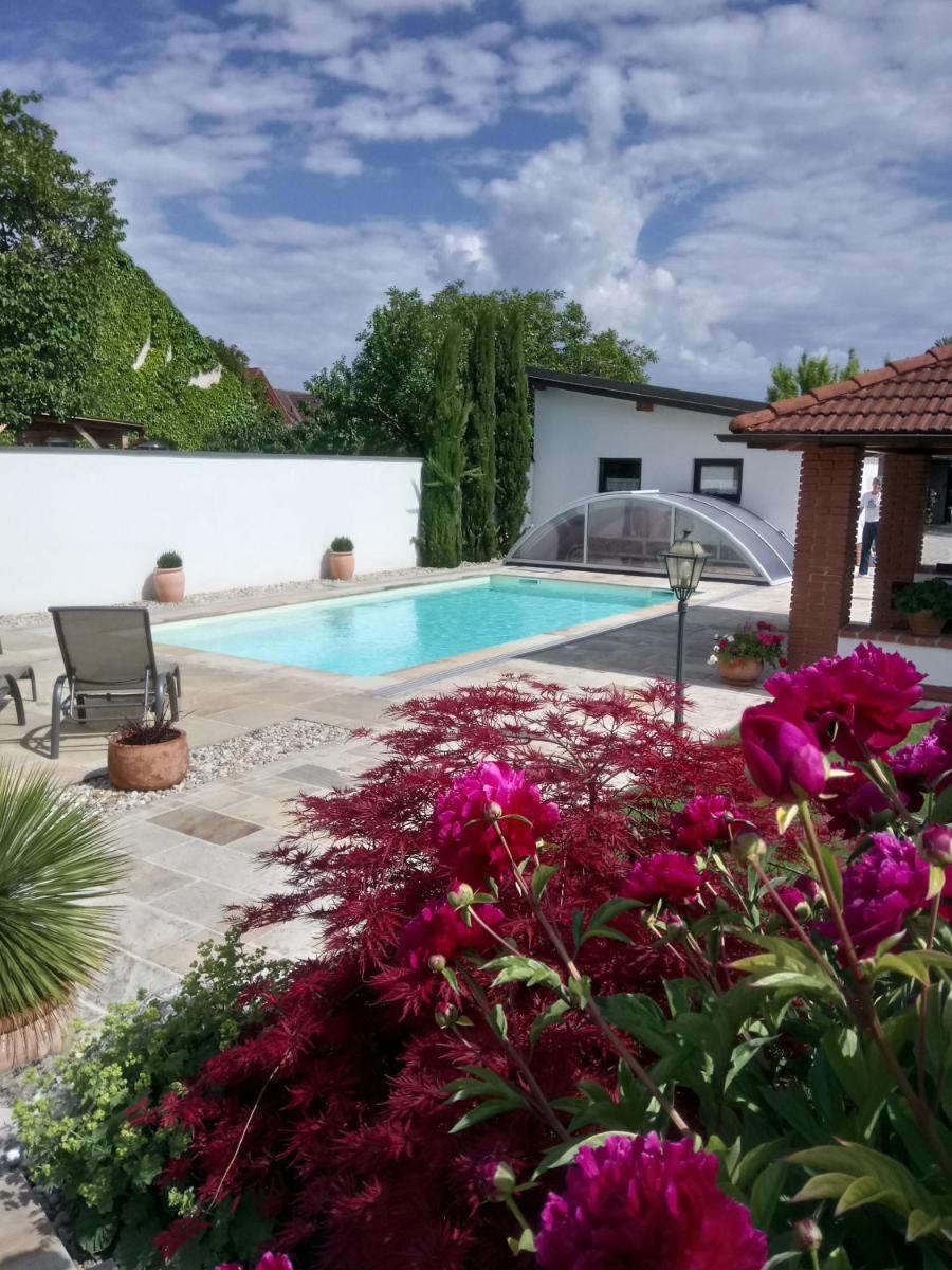 Ferienwohnungen Anna Balazs - Housity