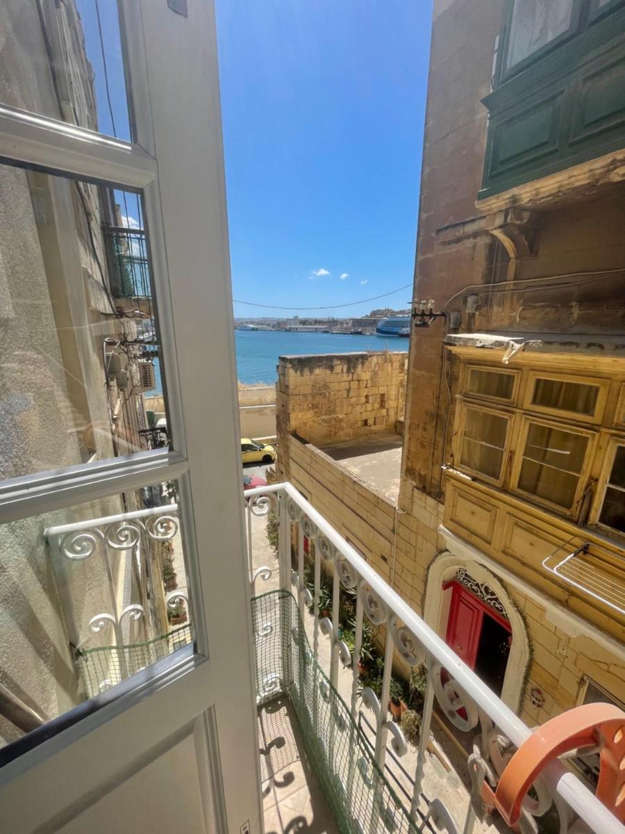 MoCo, modern comfort in historic city of Senglea - Housity