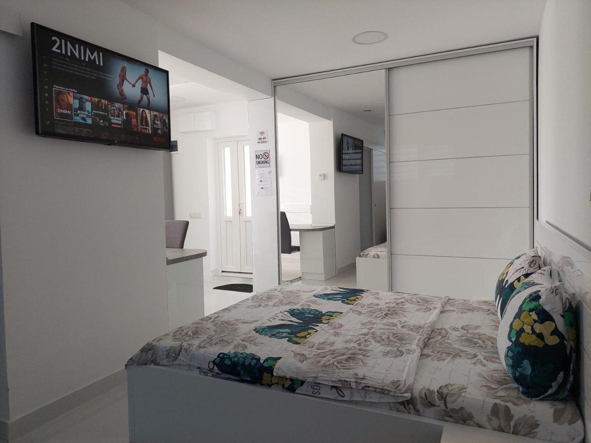 Casuta cu Tei - Housity
