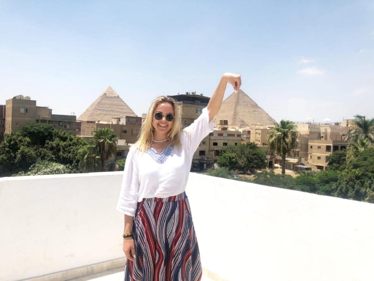 Suitetrails - Nefertiti pyramids view
