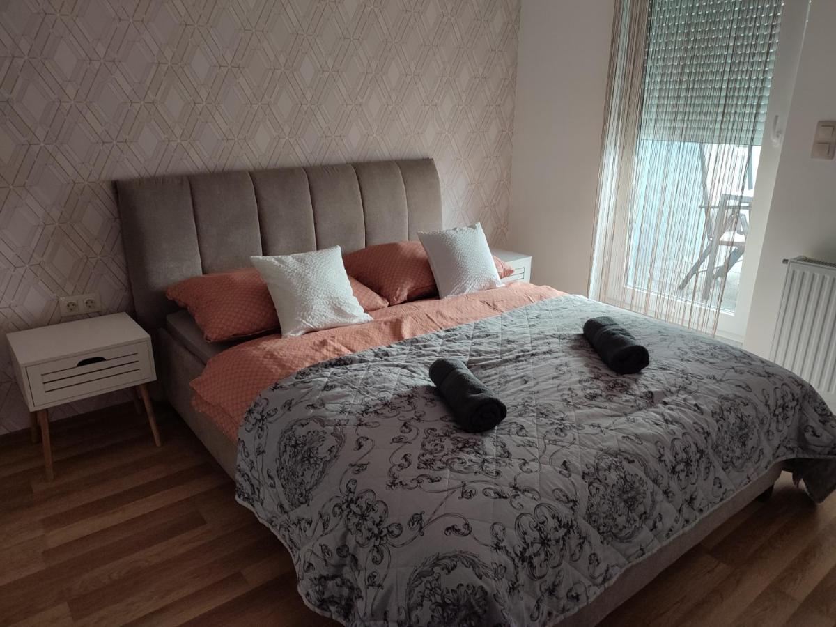 Dévai-LUX Apartman Sárvár - Housity