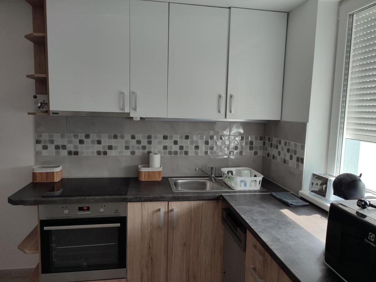 Dévai-LUX Apartman Sárvár - Housity