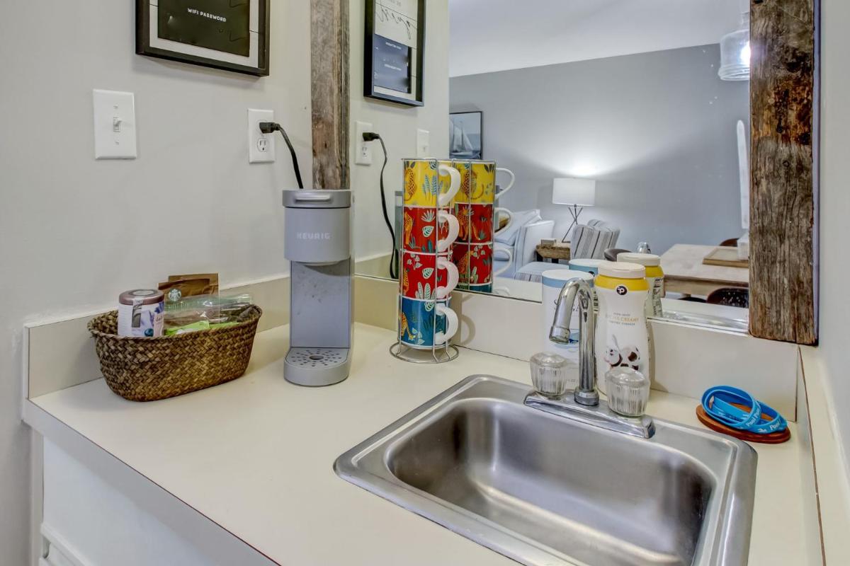Suitetrails - Tennis,Pickleball,Pool-Screened Porch-Beach Nearby-Amelia Landings 4D