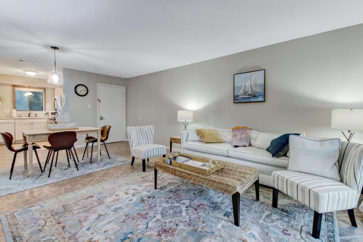 Suitetrails - Tennis,Pickleball,Pool-Screened Porch-Beach Nearby-Amelia Landings 4D