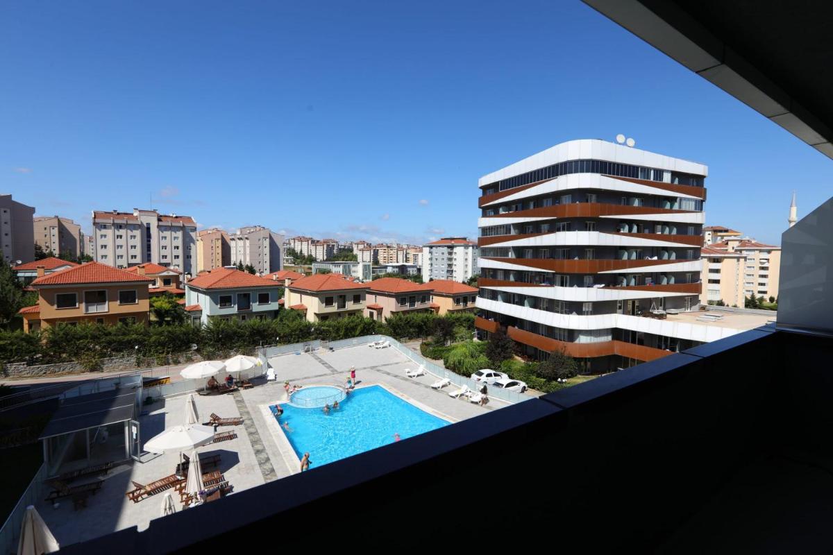 Studio Flat Sabiha Gokcen - Housity