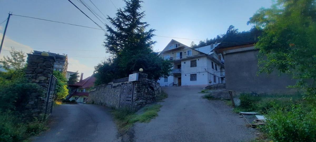 Guest house Likani 2017 - Housity