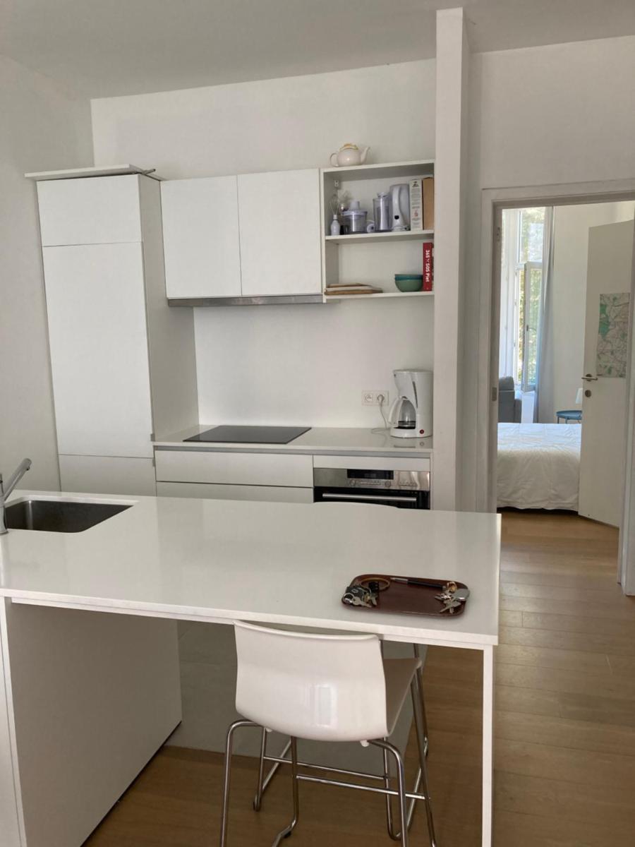 Renovated apartment with terrace Ghent South - Housity