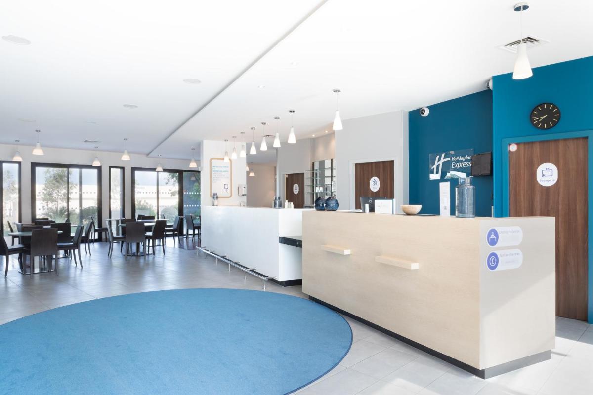 Holiday Inn Express - Marseille Airport, an IHG Hotel - Housity