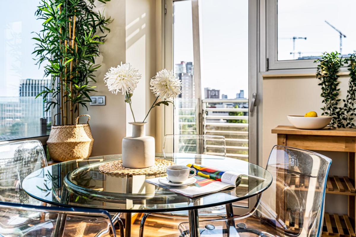 Lodging Apartments Forum Llull - Housity