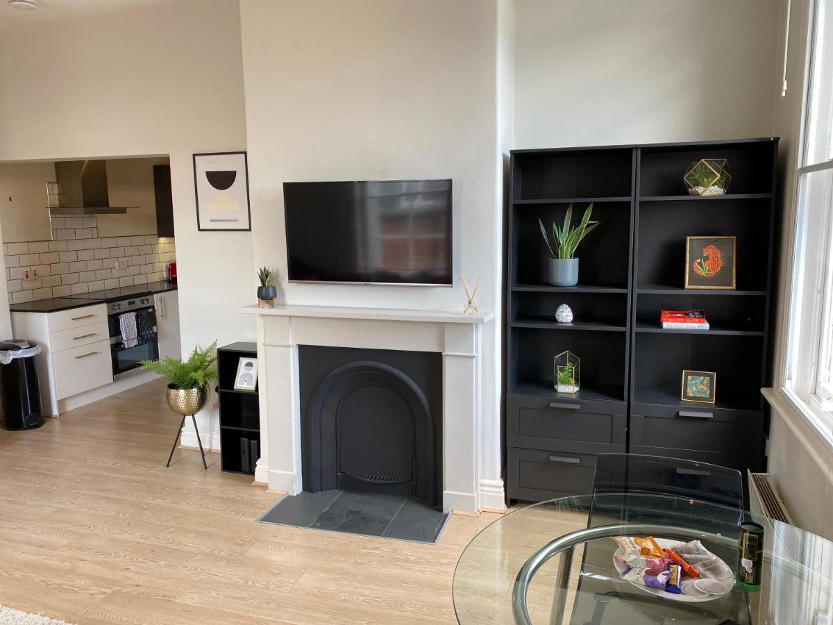 Modern flat in Leeds City Centre, great for business and pleasure - Housity