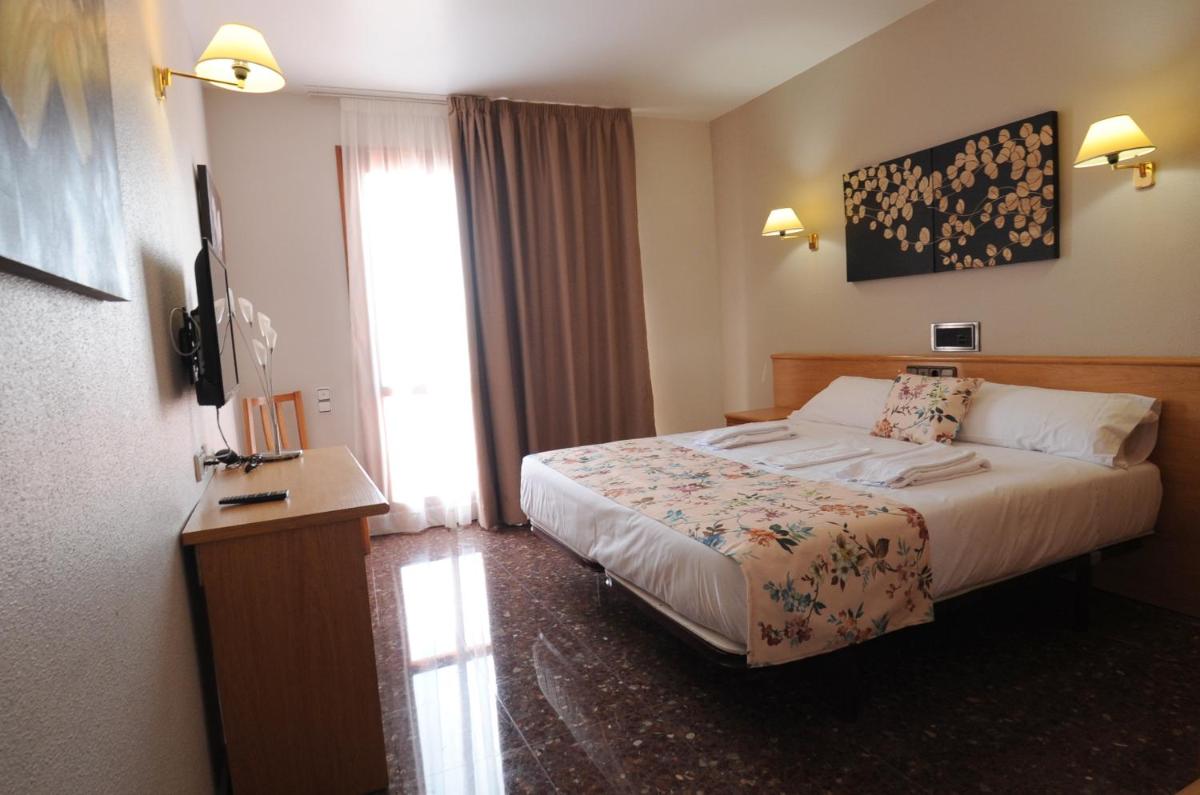 HOTEL MARIA ROSA - Housity