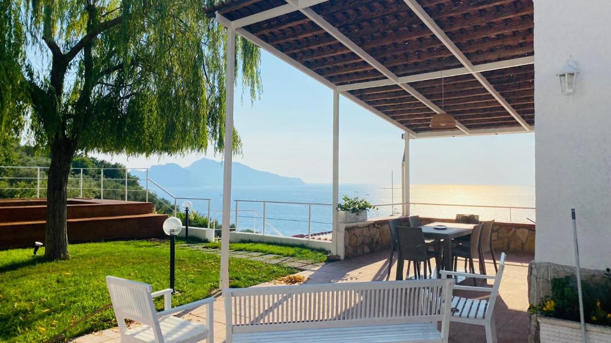 Villa Il Canto delle Sirene - Housity