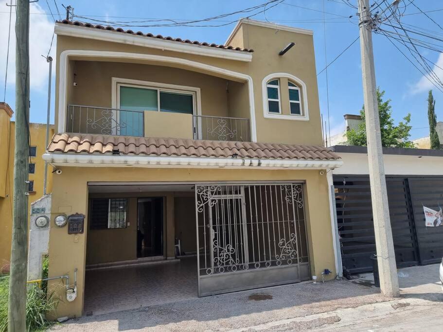 E LAVADORA/16HUESPEDES/4CLIMAS/WIFI/FACTURA/portón Apo108 - Hizvo