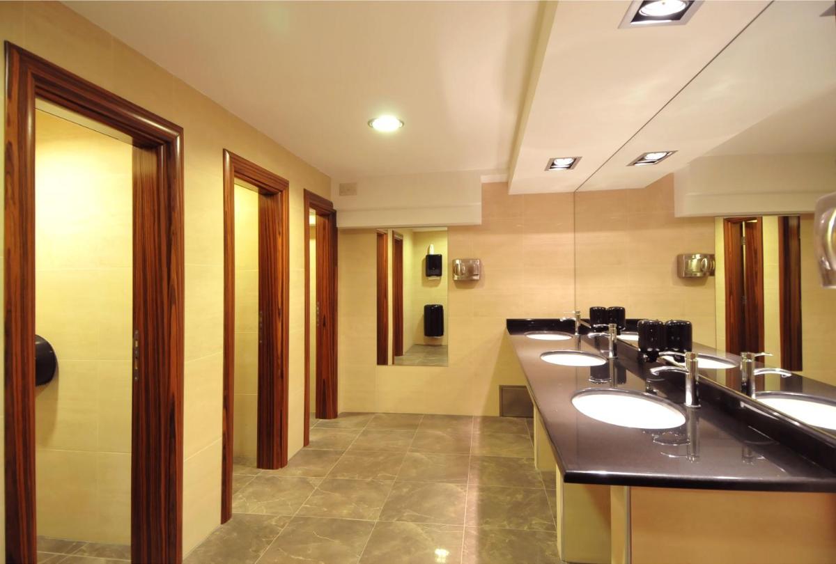 Hotel 1000 Ruza - Housity