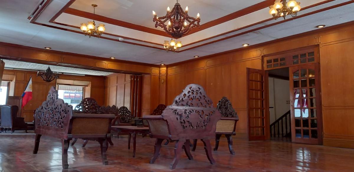 RF ANICETO MANSION - Housity