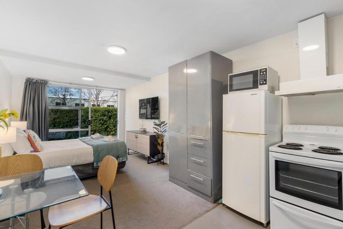 Mountain View Studio - Housity