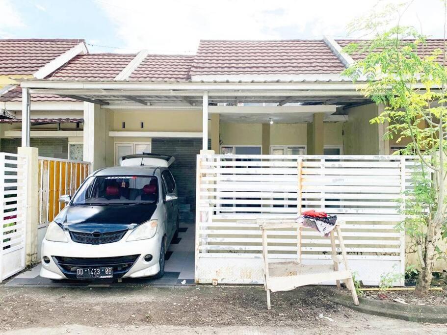 Buka Maros Airport - Housity