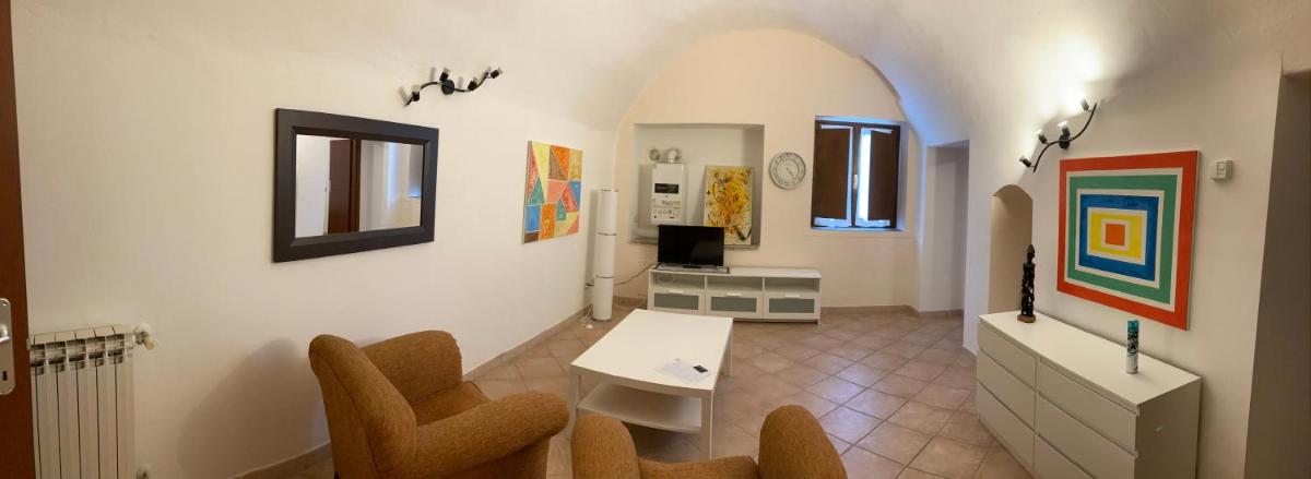 Poncinvs Residence - Hizvo