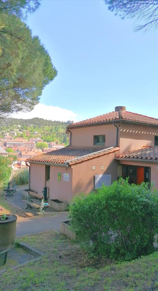 Campotel Du Jaur - Housity