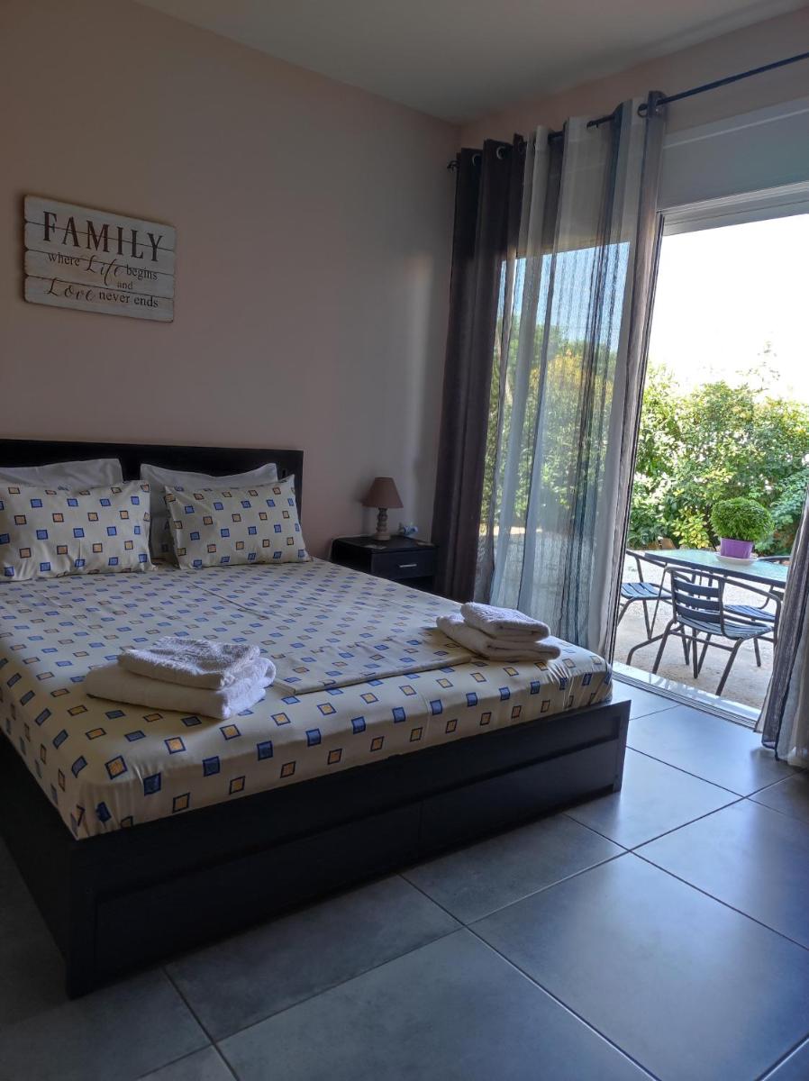 PHOENIX apartment near the airport - Housity