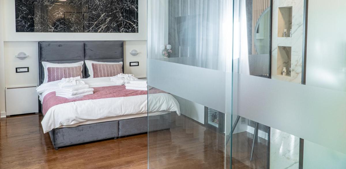 9 Nine - Luxury Apartments & Suites - Housity