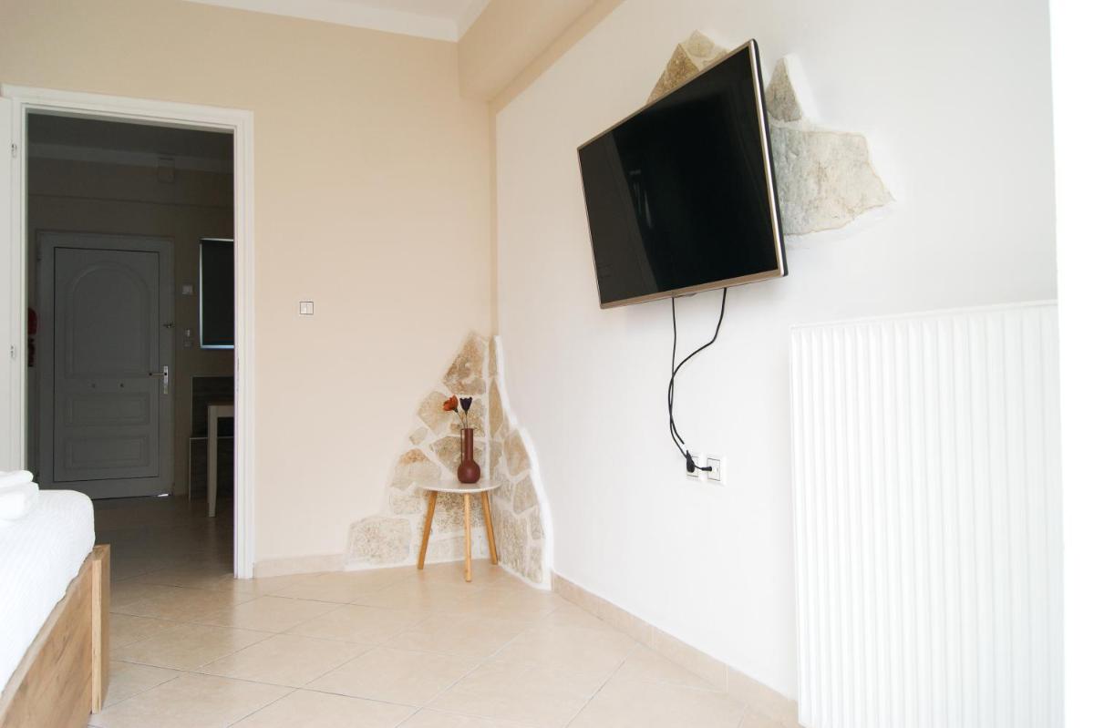 My Oneiro Apartments - Housity
