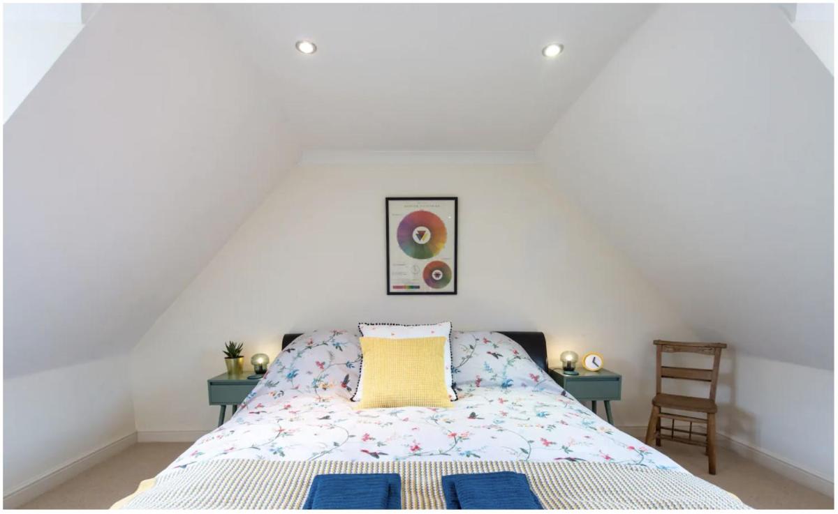Wells City Centre, Quiet Mews House, sleeps 6 - Housity